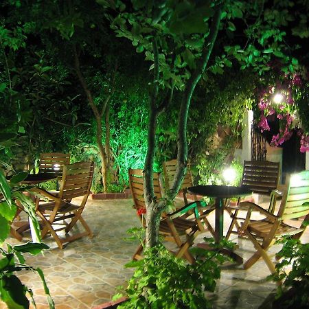 Eleftheria Lindian Studios I Линдос Экстерьер фото
