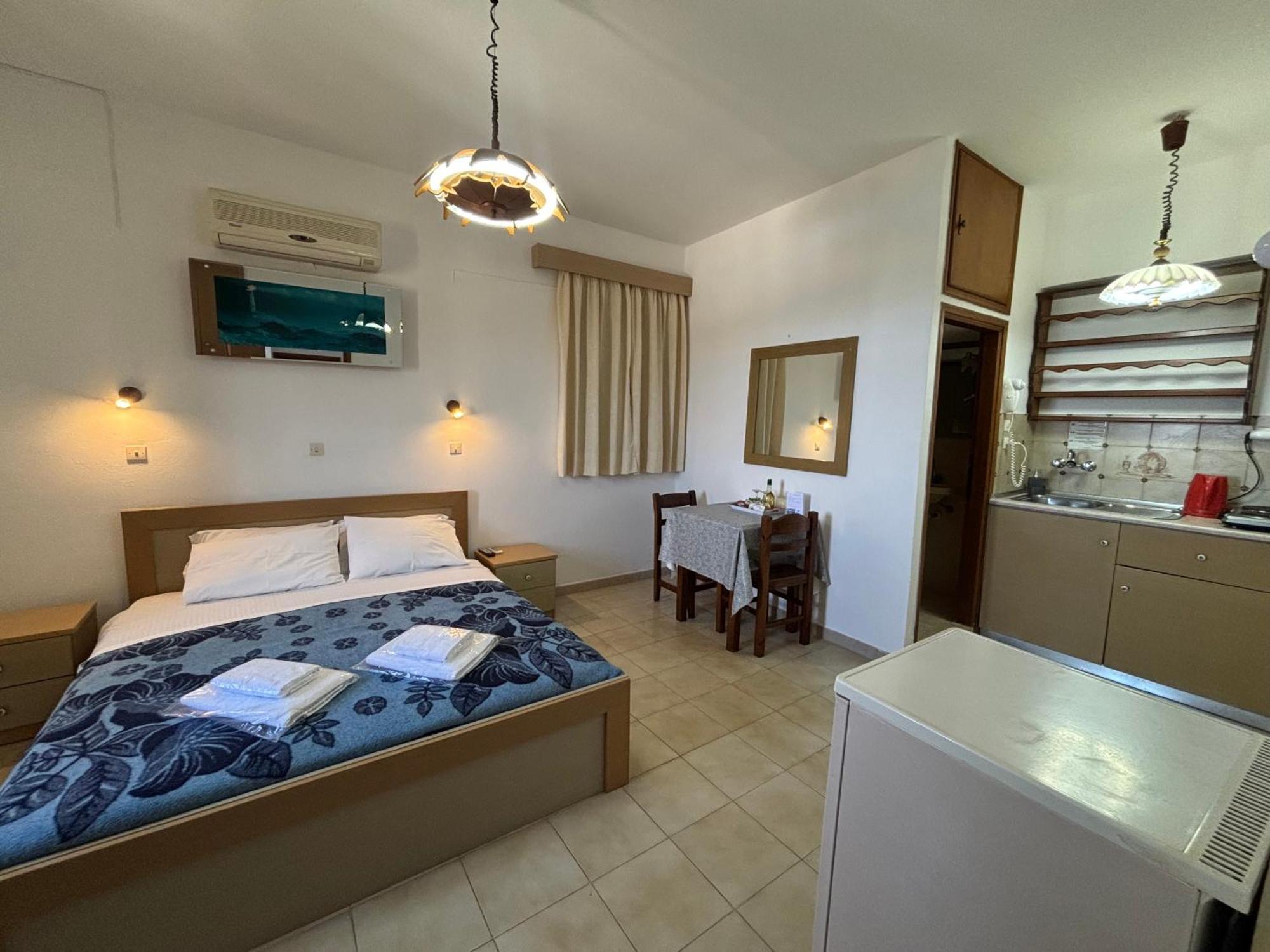Eleftheria Lindian Studios I Линдос Экстерьер фото