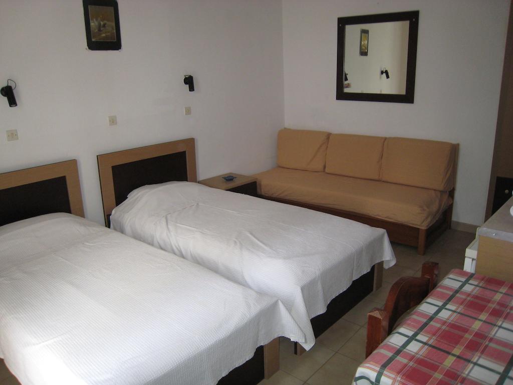 Eleftheria Lindian Studios I Линдос Номер фото
