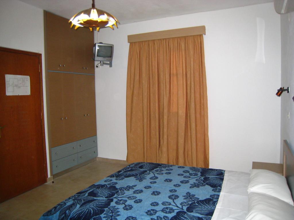 Eleftheria Lindian Studios I Линдос Номер фото