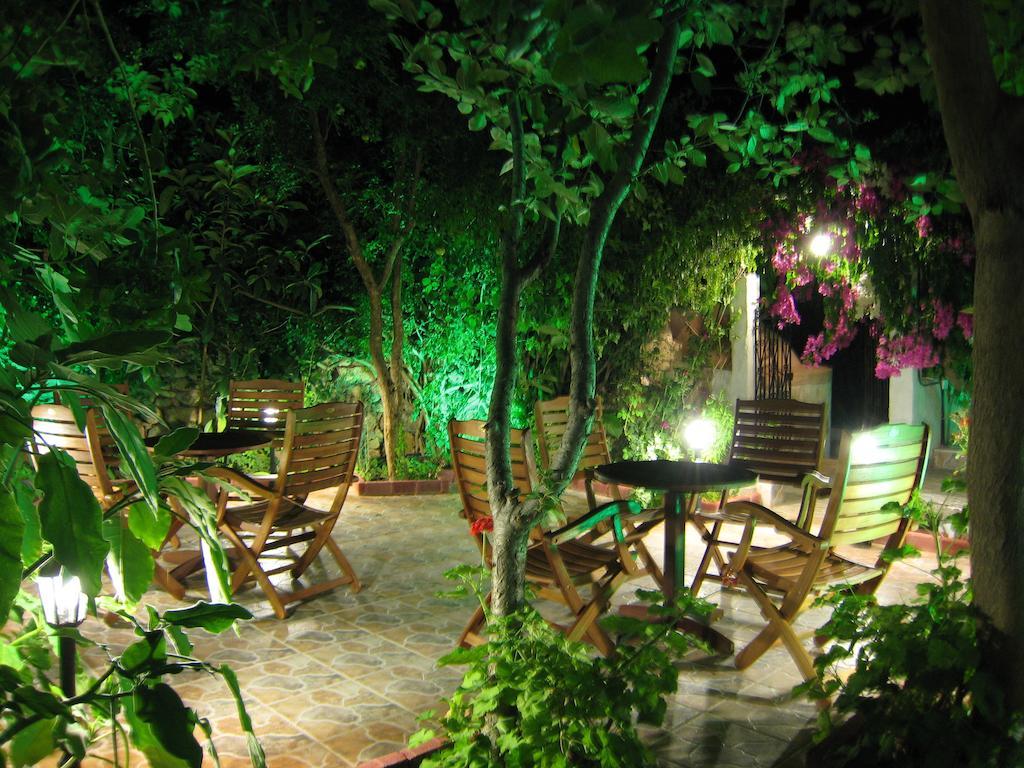 Eleftheria Lindian Studios I Линдос Экстерьер фото