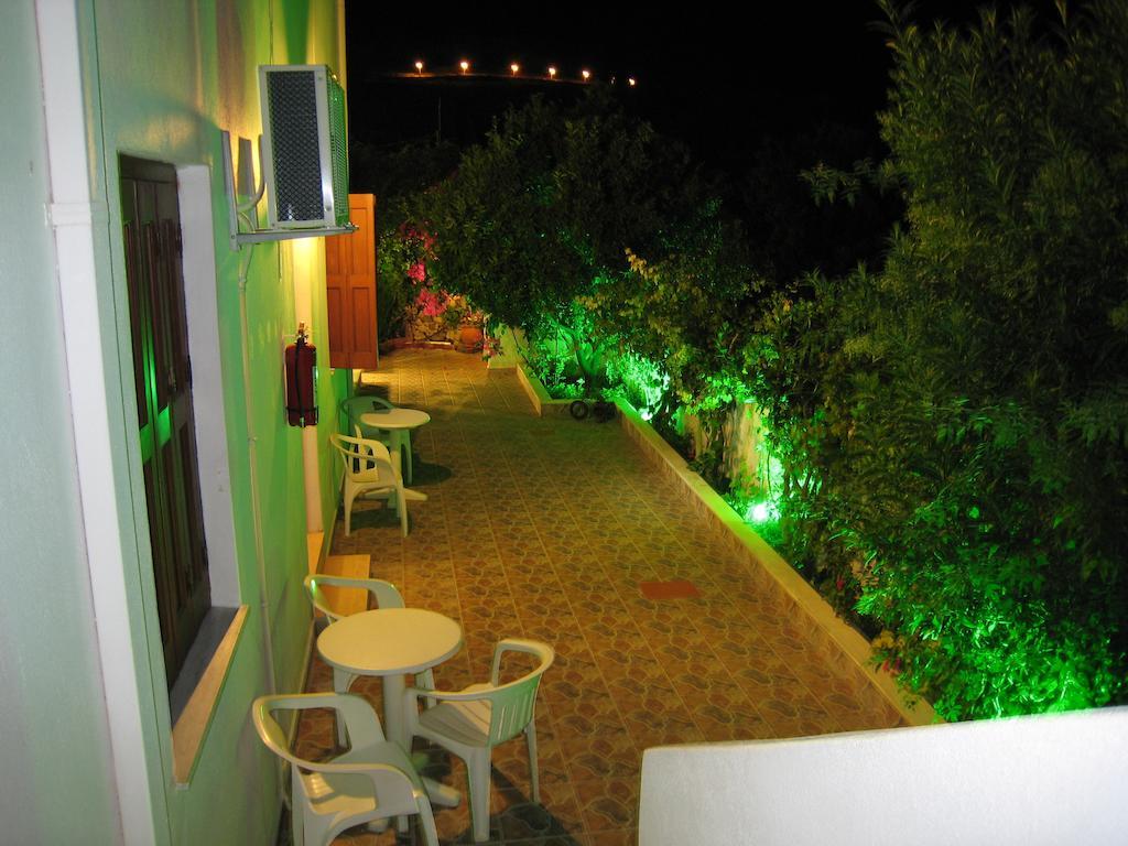 Eleftheria Lindian Studios I Линдос Номер фото